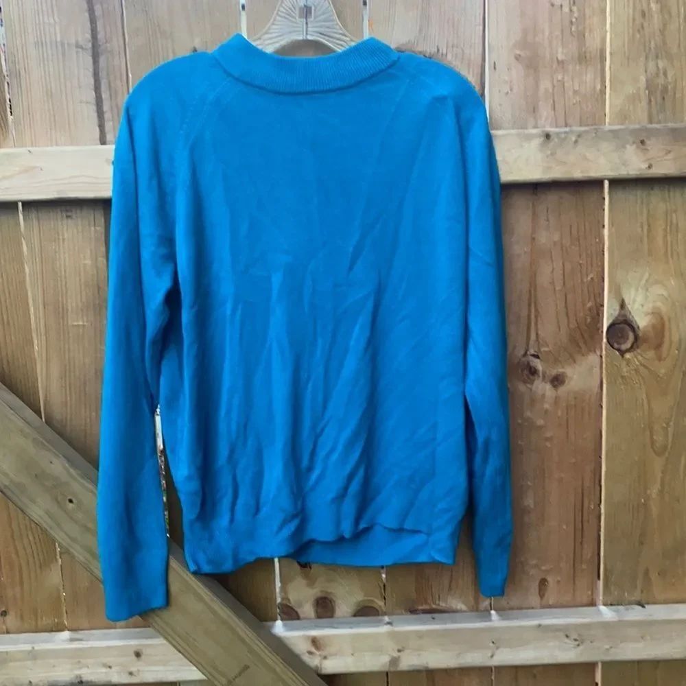 Mercer street sweater sz. XL